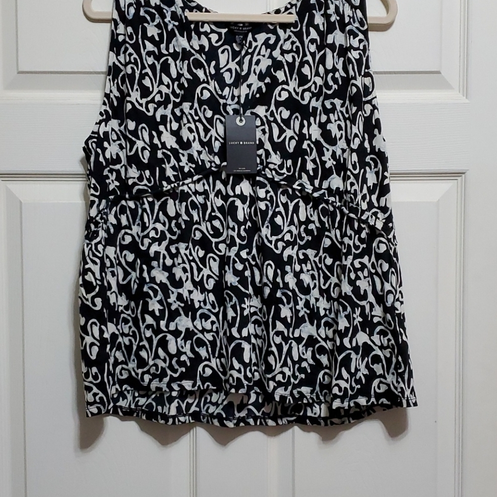 NWT Lucky Brand top